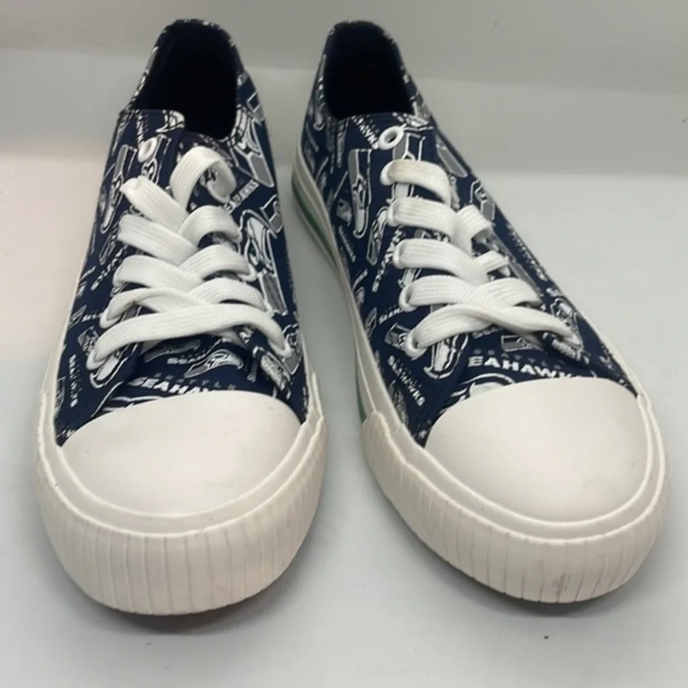 NWT NFL Seahawks shoes lace up sneakers size 8